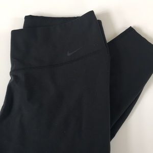 Nike Legend training leggings